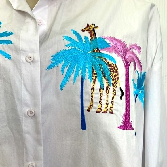 Top Shop - Giraffe Pink And Blue Palm Tree Button Down White Shirt Size 6 - Picture 5 of 13